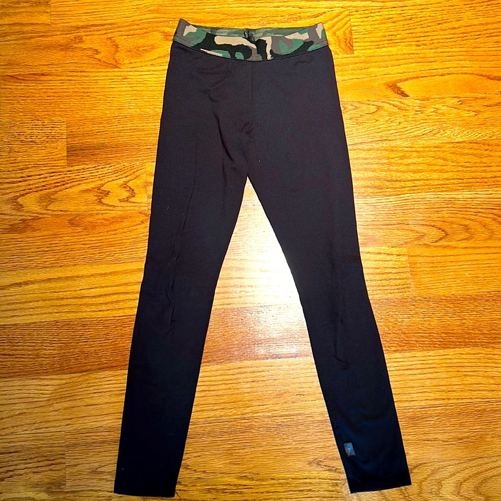 PixieLane girls leggings (simply soft style) with camo waist band sz 11/12